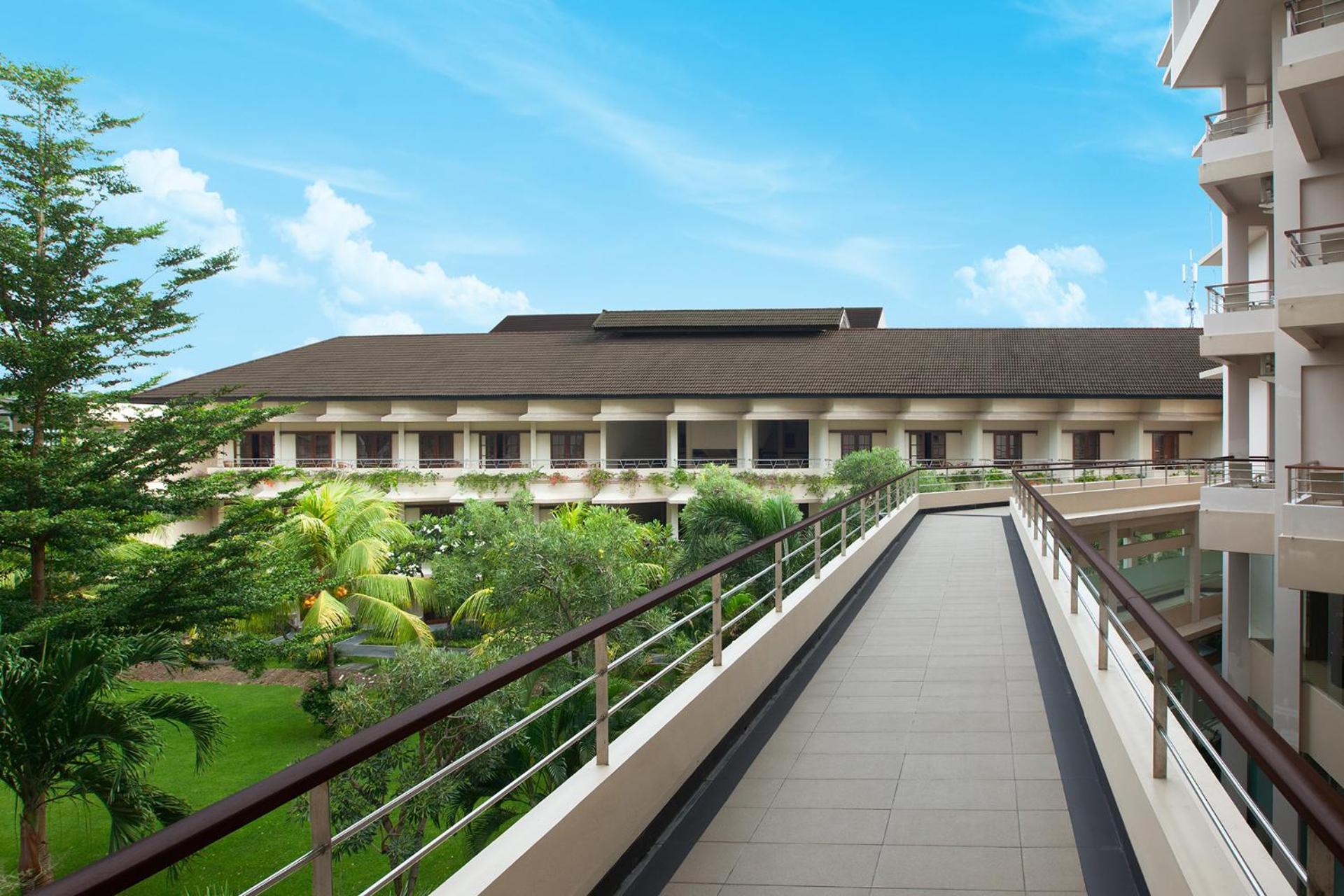 Lombok Raya Hotel Mataram Ngoại thất bức ảnh